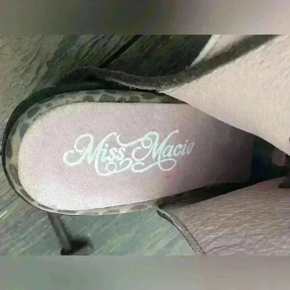 EUC Miss Macie Goodness Gracious Open Toe Lace Up  Booties Womens size 7.5 - Picture 2 of 12